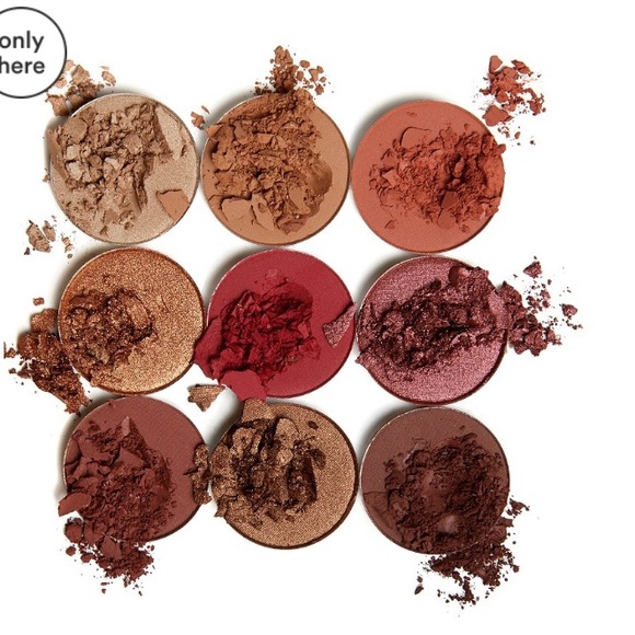 KYLIE COSMETICS
The Burgundy Palette Kyshadow - Picture 4 of 4